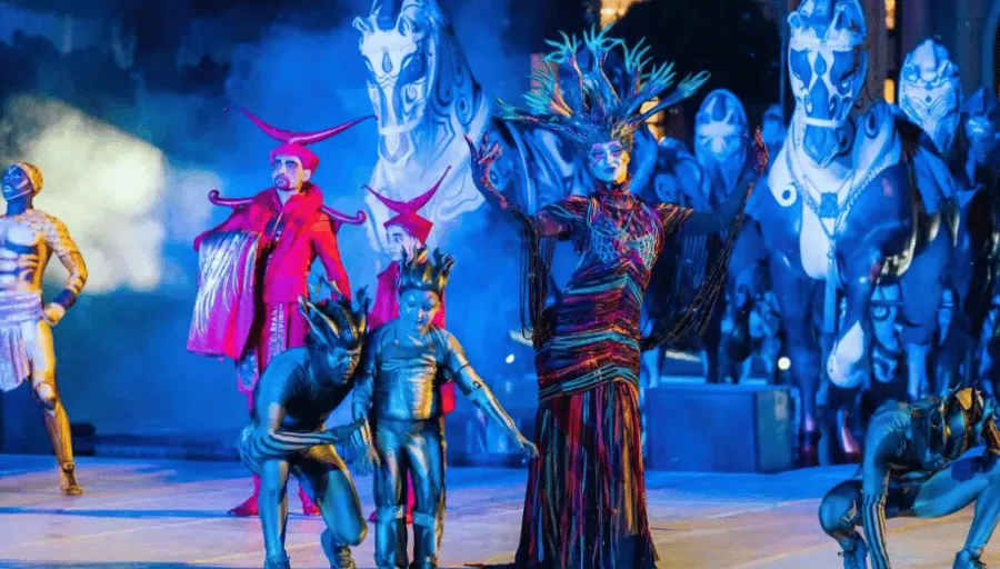 Wieczorny pokaz w Land of Legends photo 4